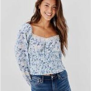 American Eagle Outfitters Blue Floral Blouse